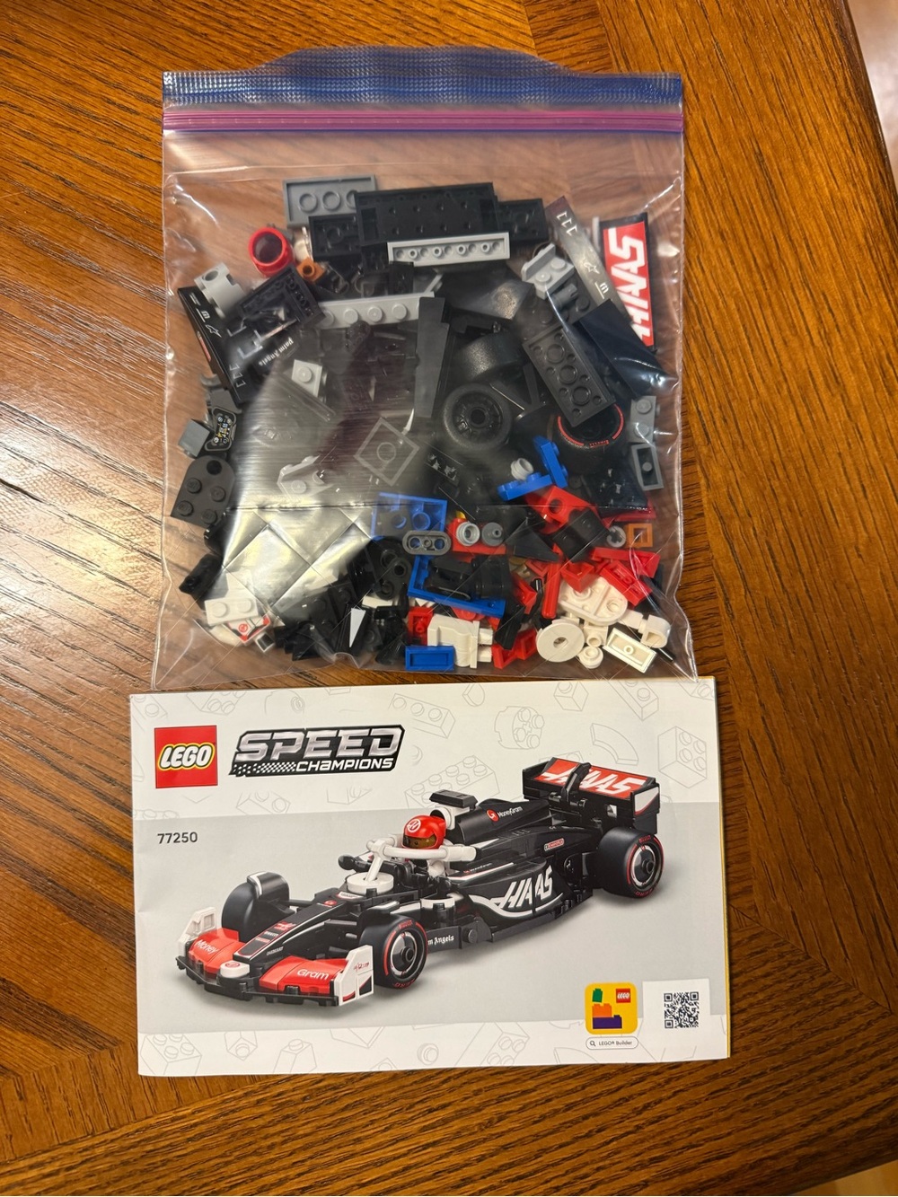 LEGO Speed Champions Black, Red, White and Blue Formula Race Car Pieces
